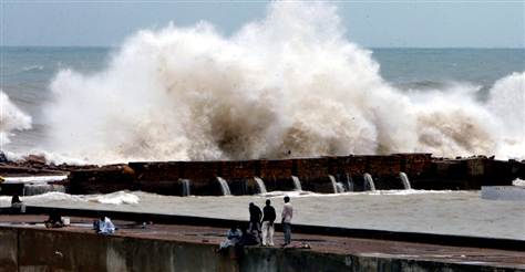 Waves batter the Pakistani coast