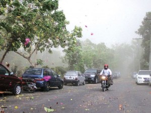 Lahore-storm