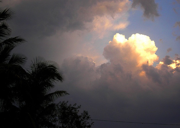 Sialkot soaked by mid-night heavy&nbsp;rainfall!