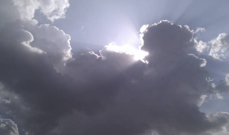 Portal Interactive: First Pre-Monsoon pictures at&nbsp;Karachi