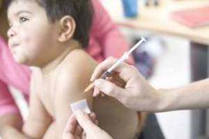 Measles hit Punjab hard - Child being vaccinated